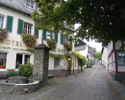 PXL000 Scheuren, proche de la ville viticole de Unkel au bord du Rhin